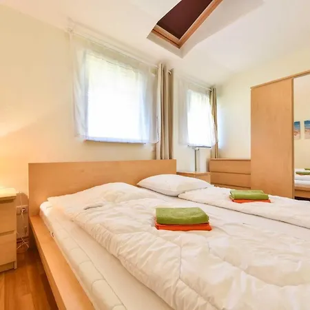 Haus Lamora 08
